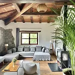 Nyaraló Rural House With Views