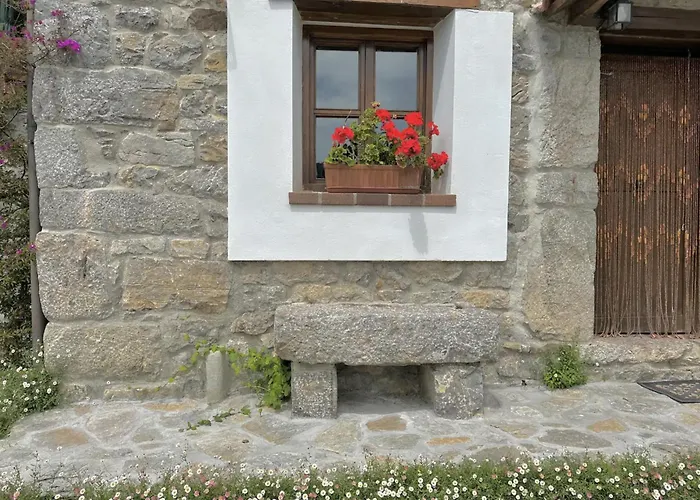 Rural House With Views בית נופש